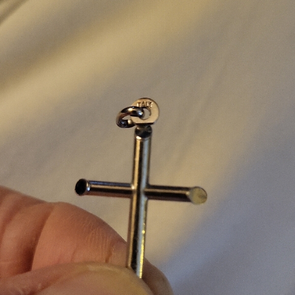 10k Gold Cross Pendant - Picture 3 of 5